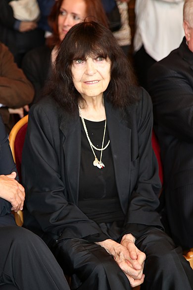390px-Mayröcker_Friederike-5784_(17828490214)